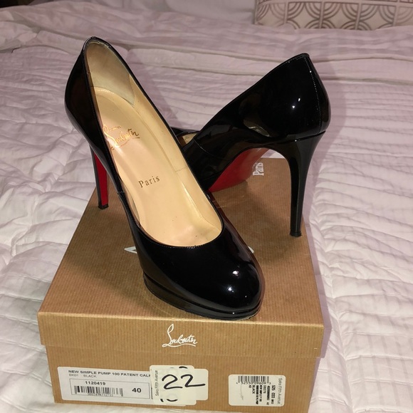 SOLD Worn Christian Louboutin Black 100 Pump - Picture 7 of 7